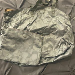 Coach Overnight bag with matching zipper pouch EUC